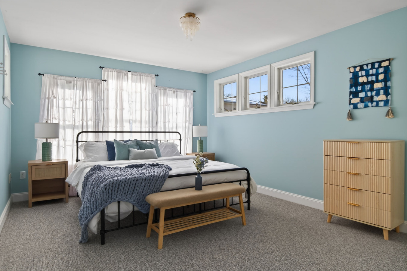 Heart of Old Orchard: 2BR Walk to Beach & Pier